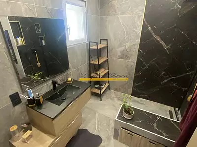 Maison, 174 m²