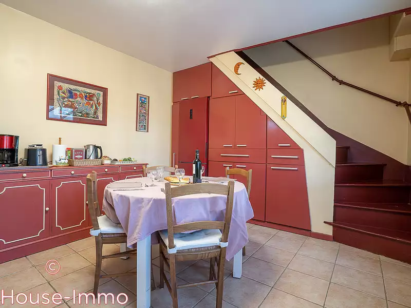 Maison, 184 m²