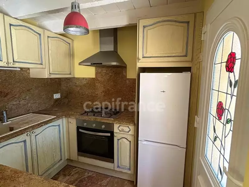 Terrain, 16 228 m²