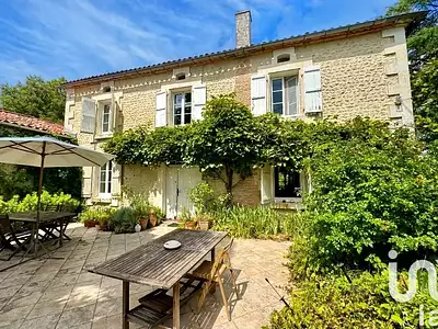 Maison, 227 m²