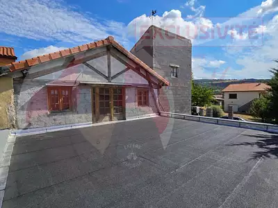 Maison, 325 m²