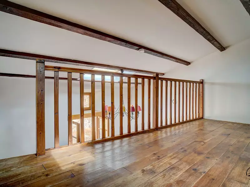 Maison, 166 m²