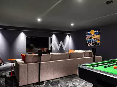 Maison, 560 m²