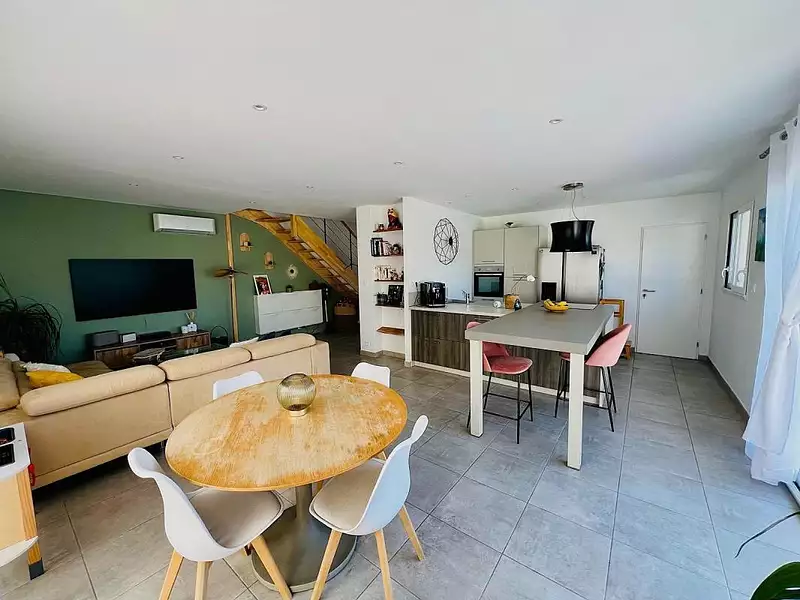 Maison, 89 m²