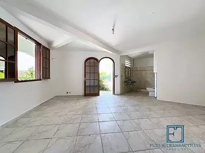 Maison, 232,86 m²