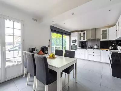 Maison, 147 m²
