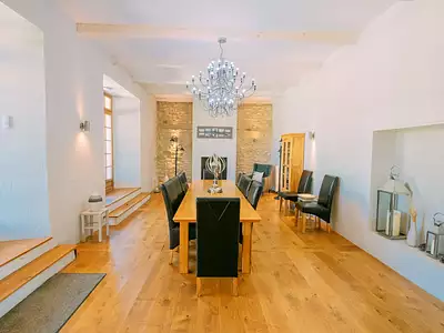 Maison, 370 m²