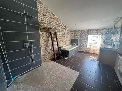 Maison, 281 m²