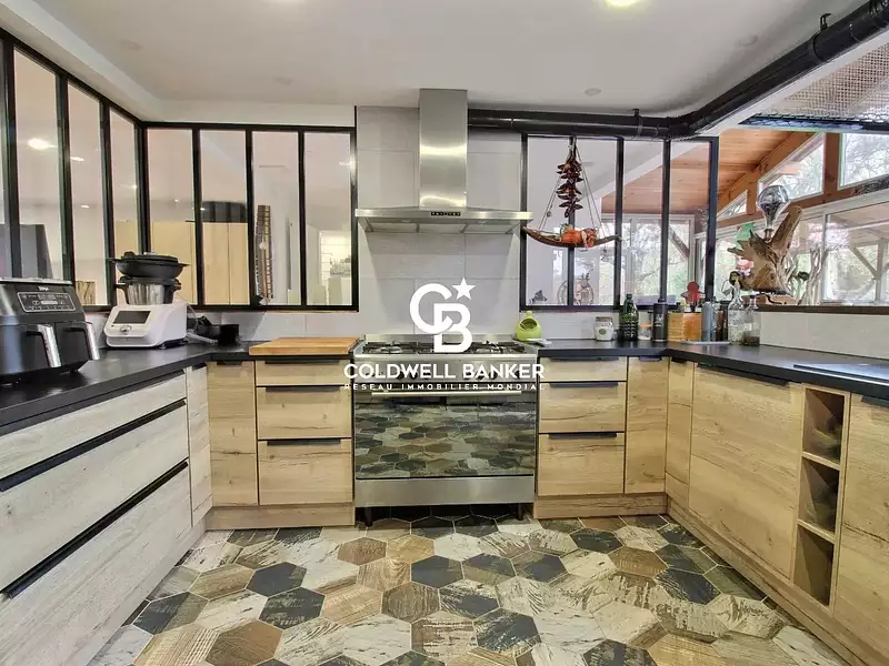 Maison, 165 m²