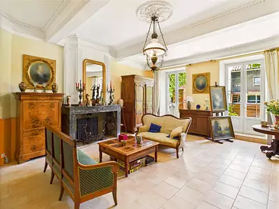 Maison, 250 m²