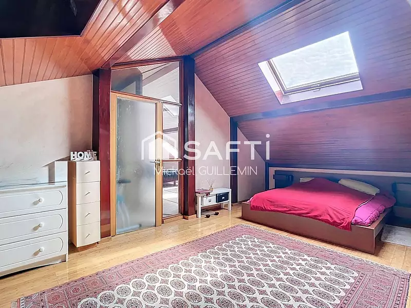 Maison, 219 m²