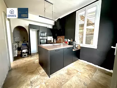 Maison, 180 m²