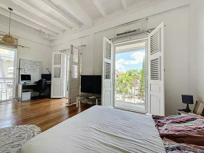 Immeuble, 237 m²