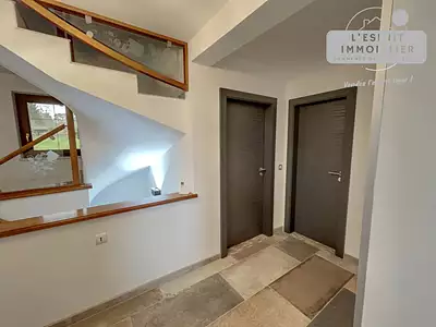 Maison, 201 m²