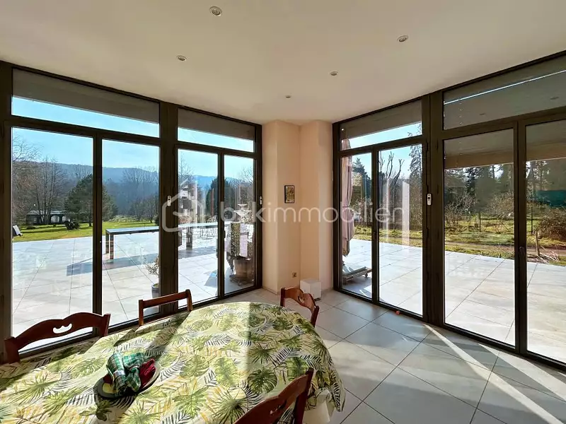 Maison, 785 m²