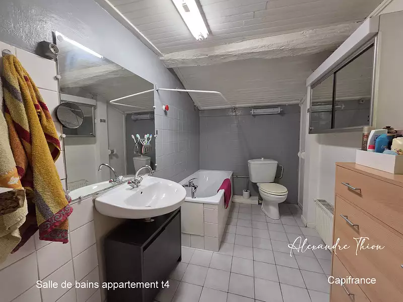 Maison, 191 m²