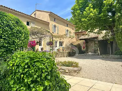 Maison, 320 m²
