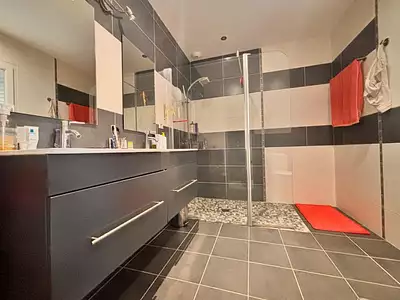 Maison, 143 m²