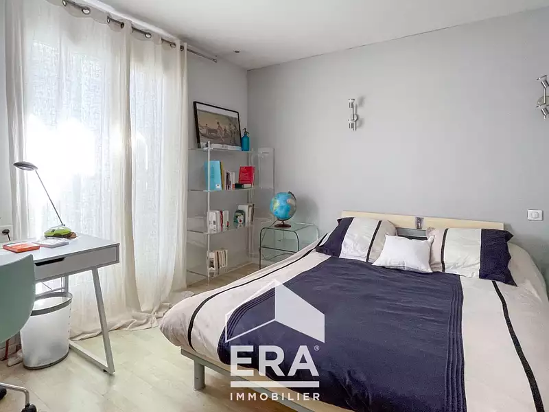 Maison, 260 m²