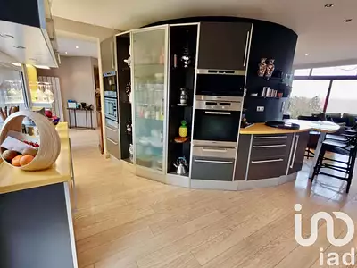 Maison, 230 m²