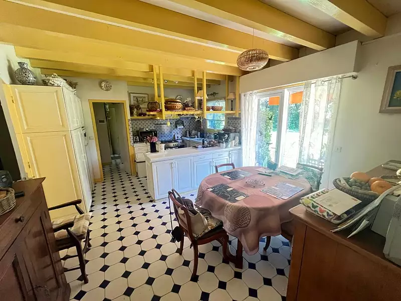 Maison, 206 m²