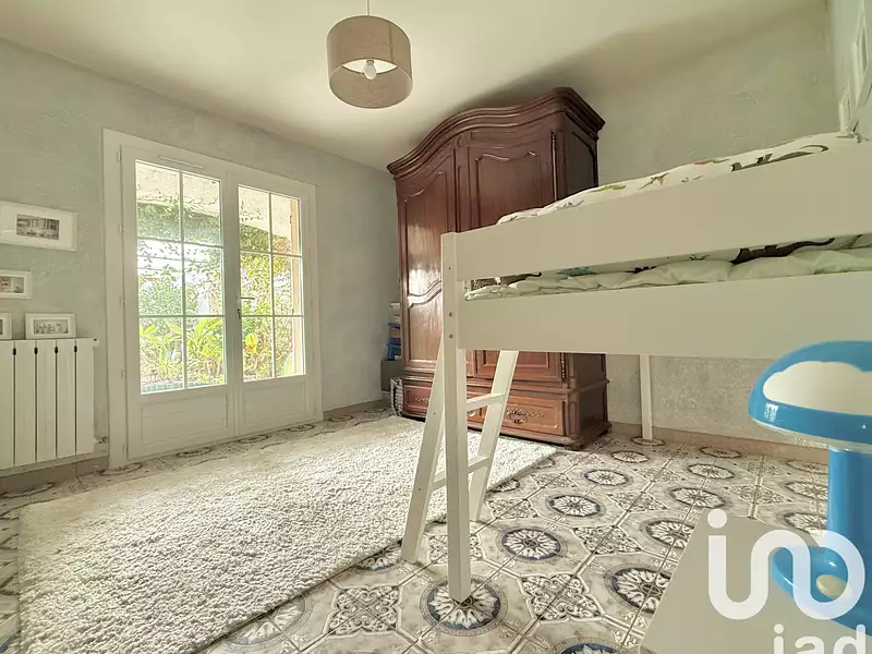 Maison, 240 m²