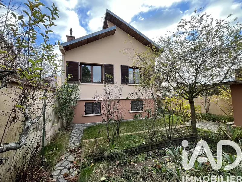 Maison, 84 m²