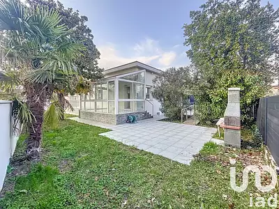 Maison, 220 m²