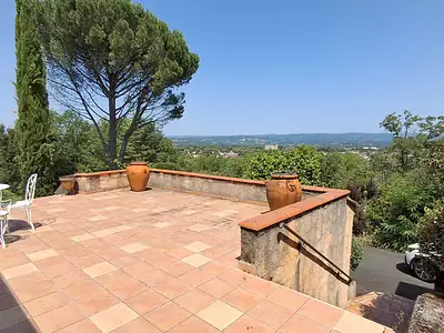 Maison, 235 m²