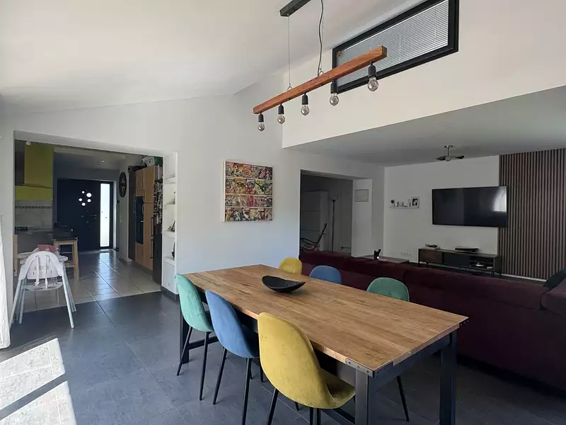 Maison, 141 m²