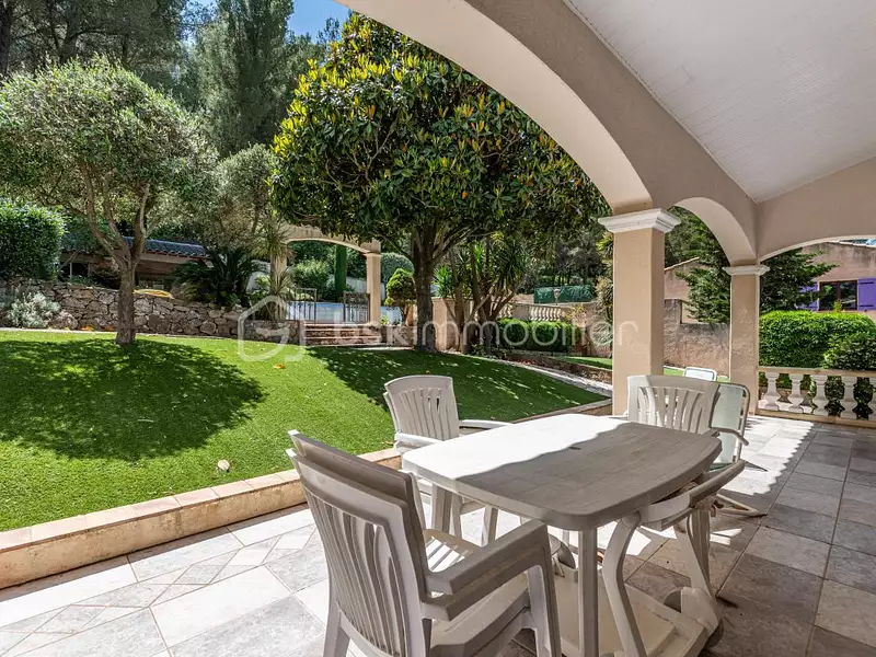 Maison, 160 m²