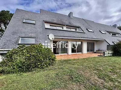 Maison, 830 m²