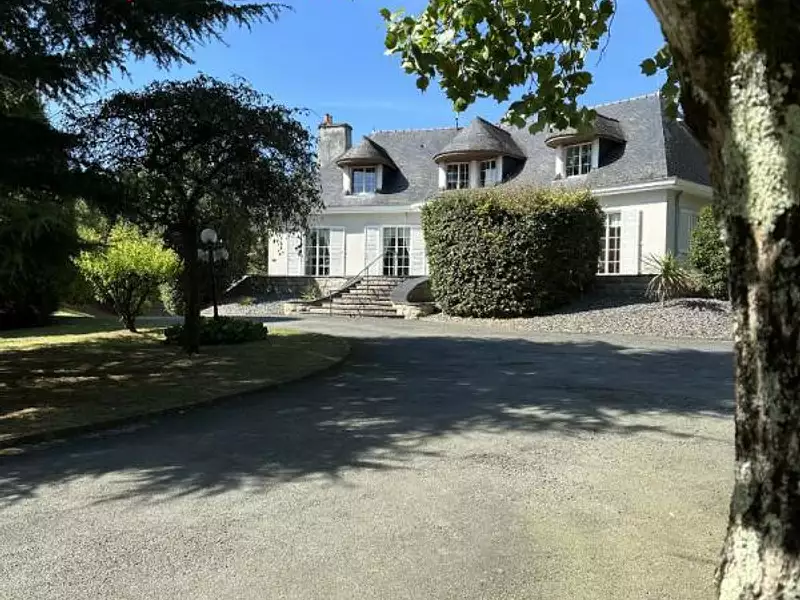 Maison, 280 m²