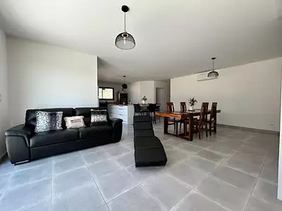 Maison, 114 m²