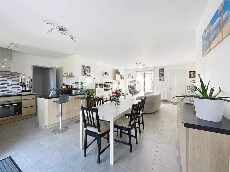 Maison, 84 m²