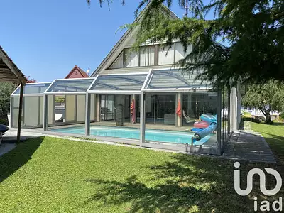Maison, 179 m²