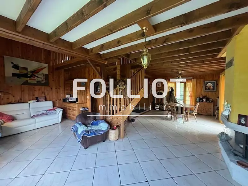 Maison, 166 m²