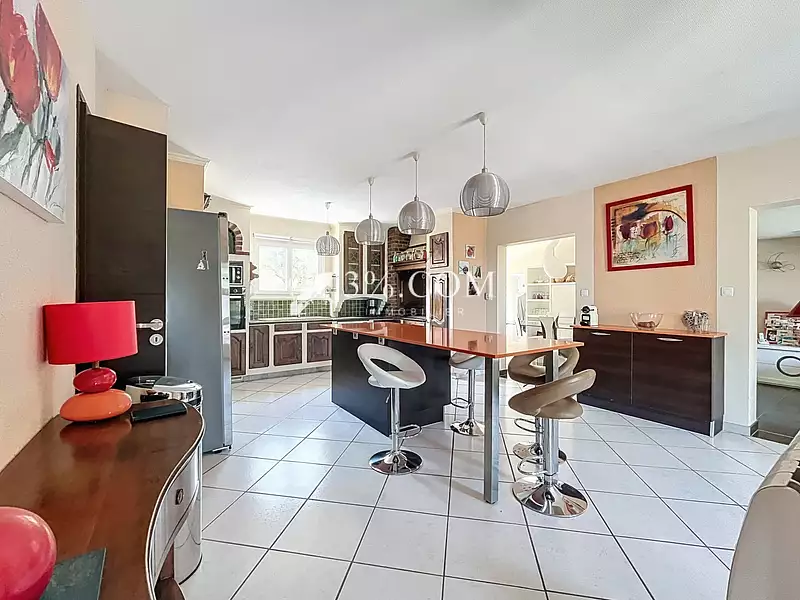 Maison, 182,45 m²