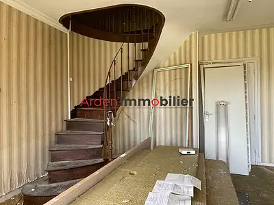 Maison, 220 m²