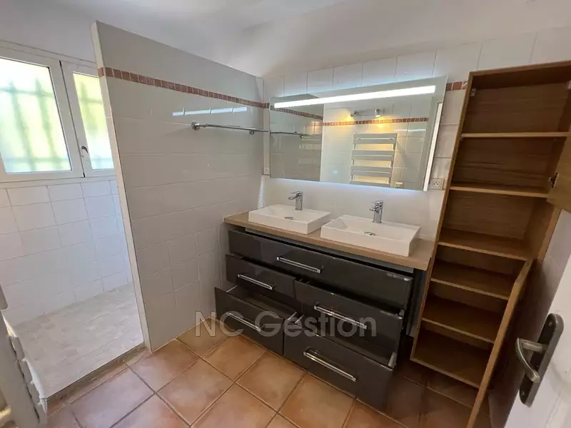 Maison, 133 m²