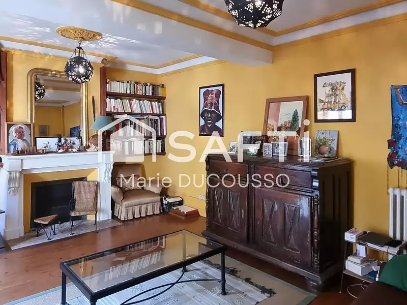 Maison, 310 m²