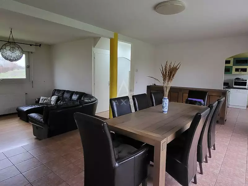 Maison, 114 m²