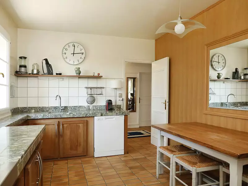 Maison, 228 m²