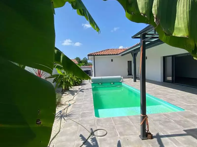 Maison, 151 m²