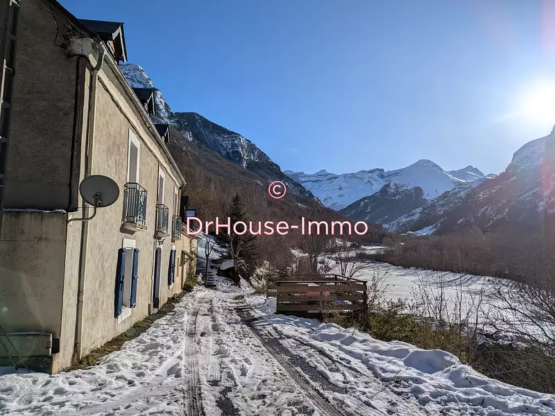 Maison, 270 m²