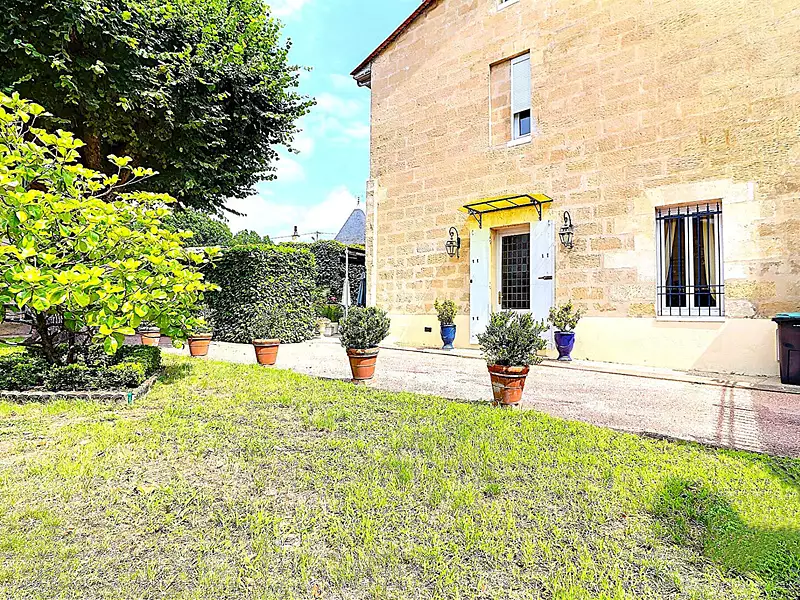 Maison, 250 m²