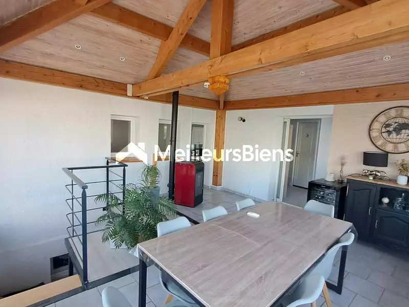 Maison, 114 m²