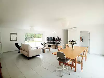 Maison, 143 m²
