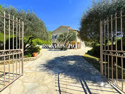 Maison, 164 m²