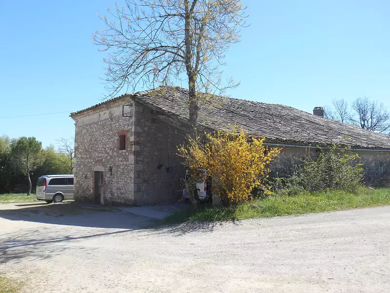 Maison, 790 m²